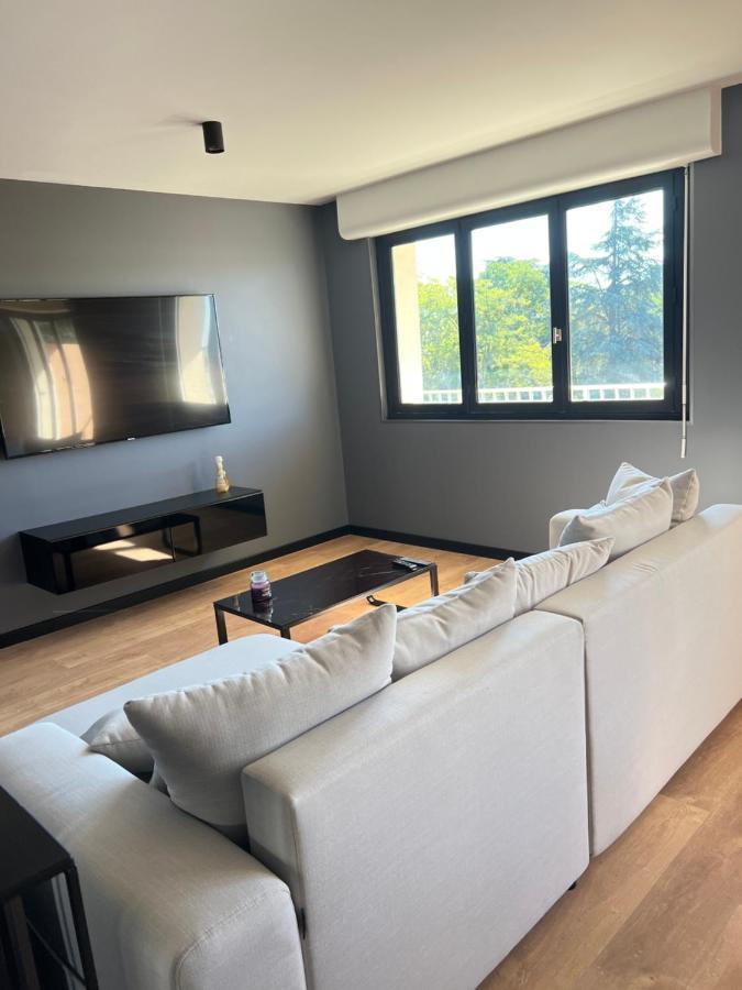Appartement Haut Standing Proche Du Centre Ville, Vue Sur La Cathedrale Saint Louis Μπλουά Εξωτερικό φωτογραφία